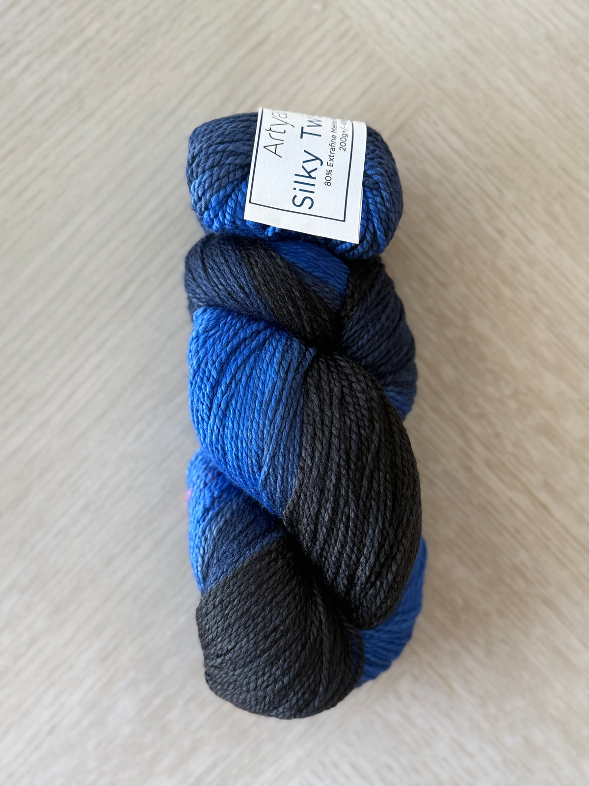 Silky Twist 200 - by Artyarns