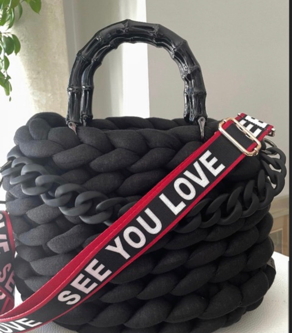 October 15: Chunky Knit Handbag Workshop