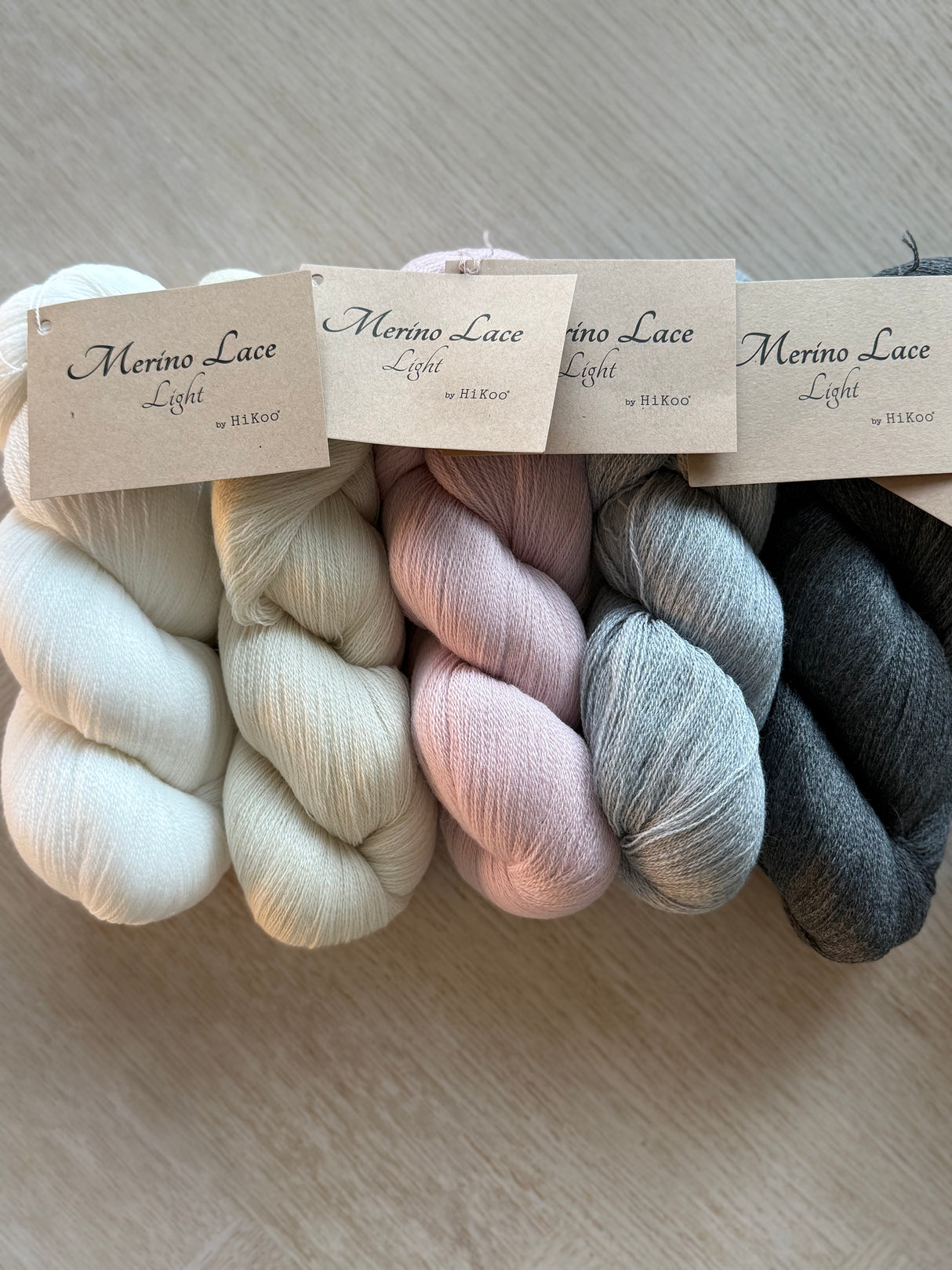 Merino Lace Light