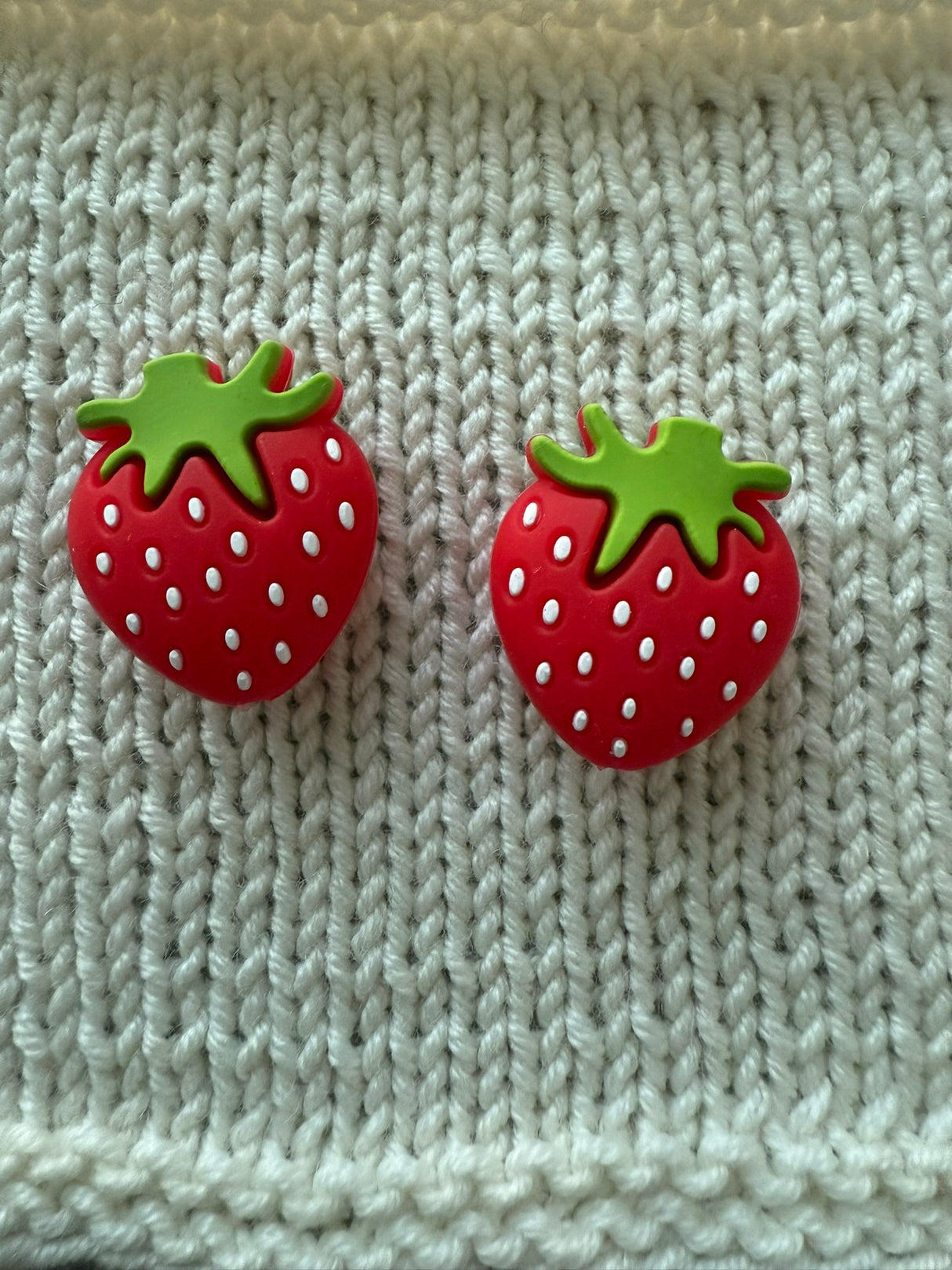 Strawberry Needle Stoppers